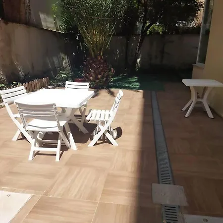 Reale Vatican - Private Garden Апартаменты